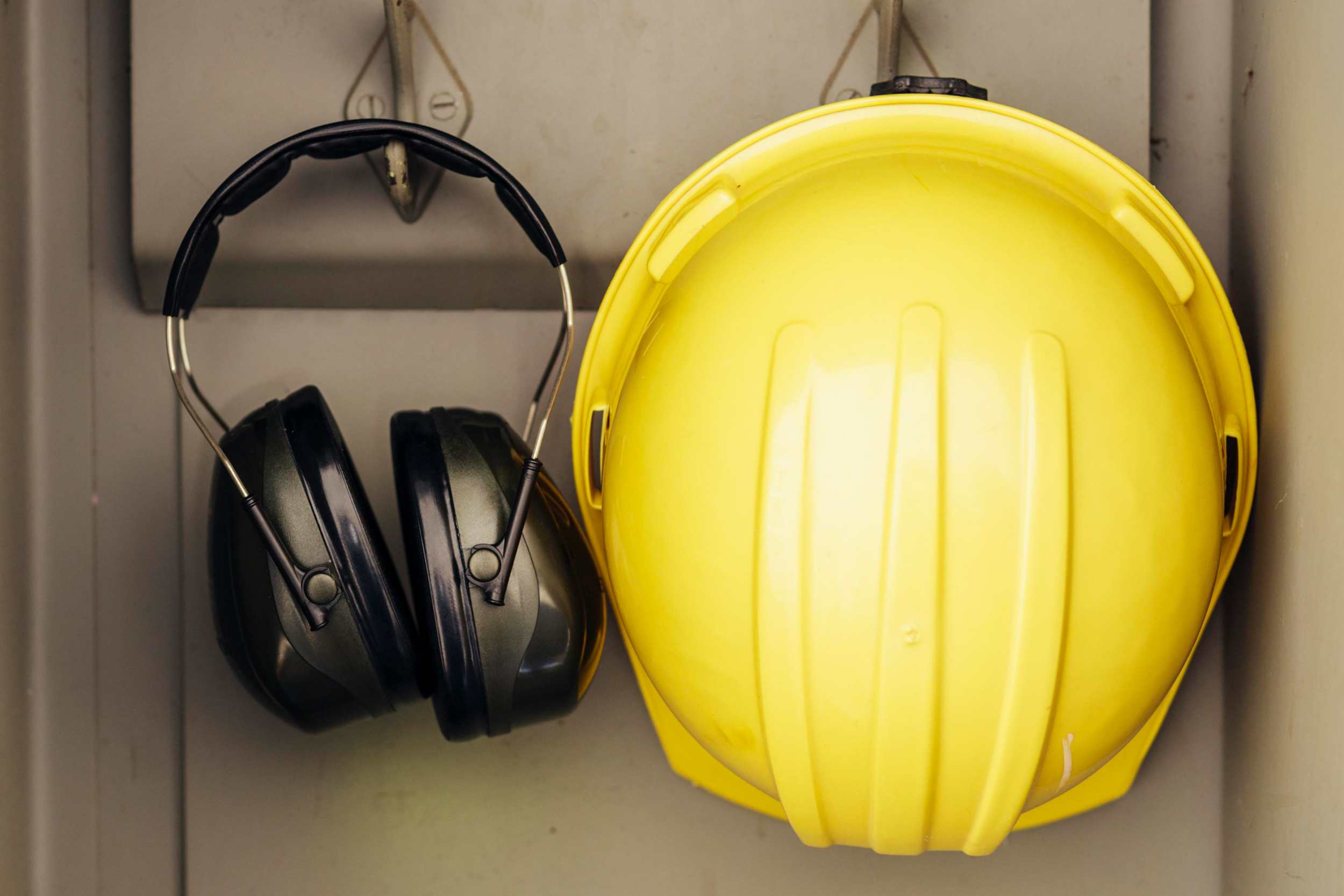 sicurezza-lavoro-CASCO E CUFFIA